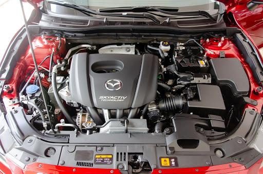 Đánh giá xe Mazda 3 Sedan 2.0 chi tiết kèm bảng giá lăn bánh