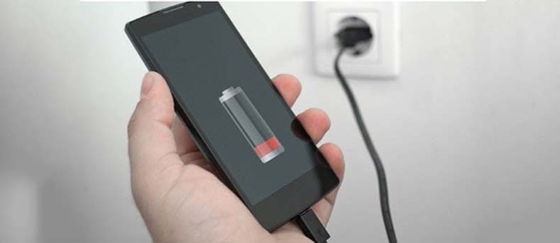 Tại sao sạc điện thoại không vào pin? Xử lý như thế nào?